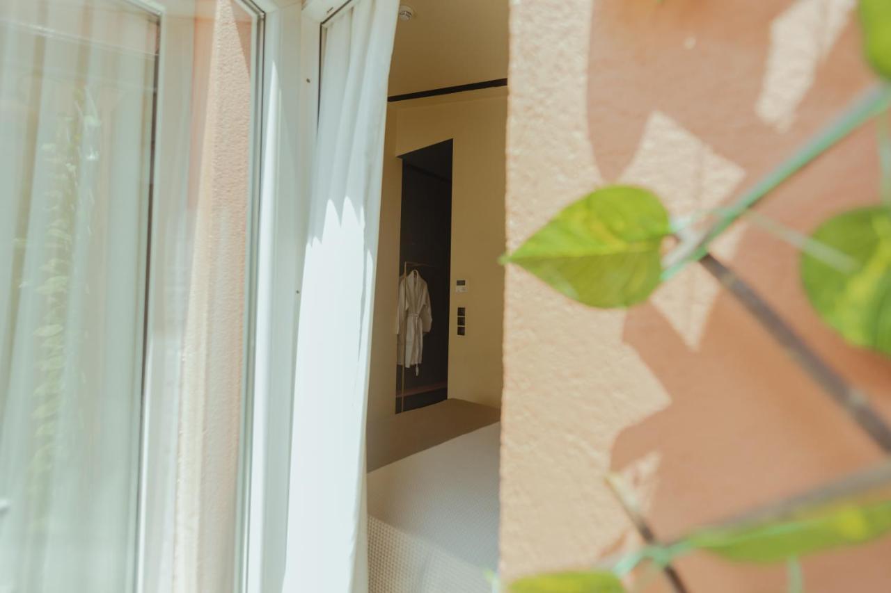 Metis Urbane Living Spaces Athens Exterior photo